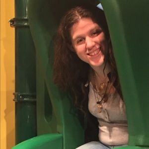 Meet your Posher, Kelly
